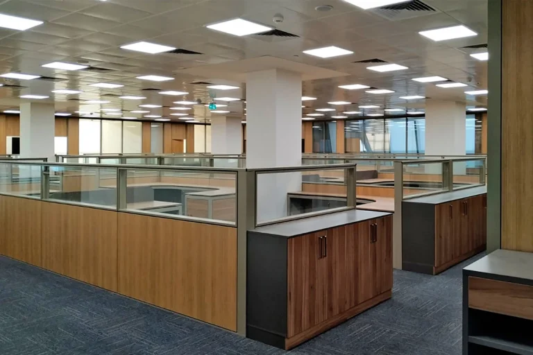 Azerbaycan Azersu OJSC ofisi için Alveo bölme sistemi uygulaması