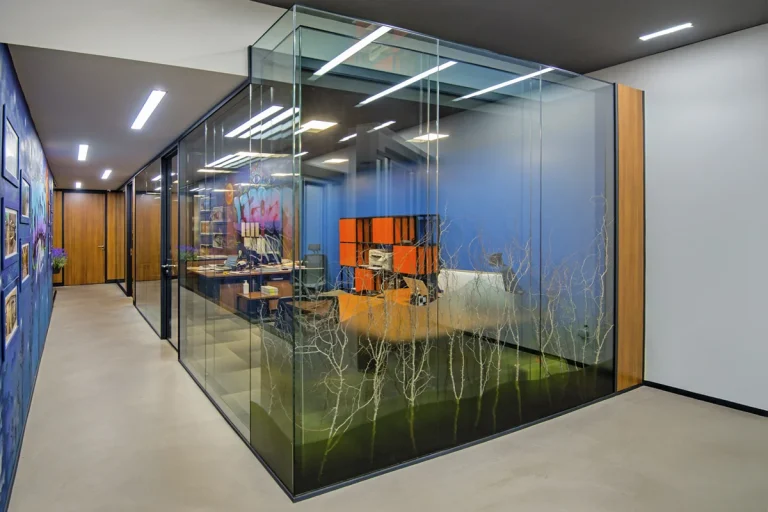 Kağıthane Prosel Metal showroom – Alveo ve Vitrum Duo sistemleri birlikte kullanıldı